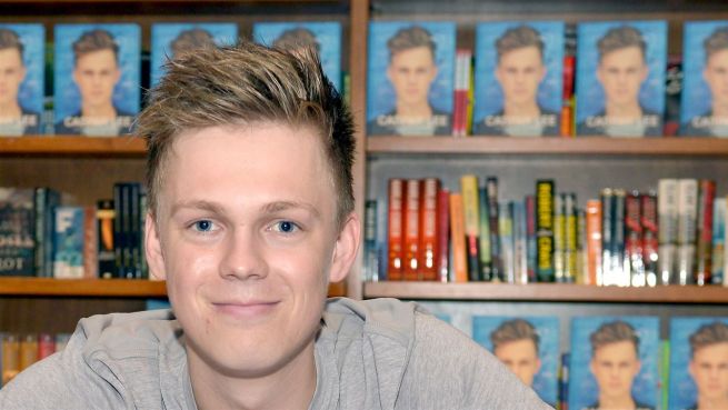 go to Happy Birthday, Caspar Lee!