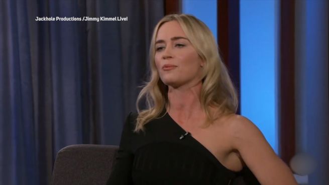 go to Emily Blunt berichtet über einen nervigen Kinder-Schauspieler