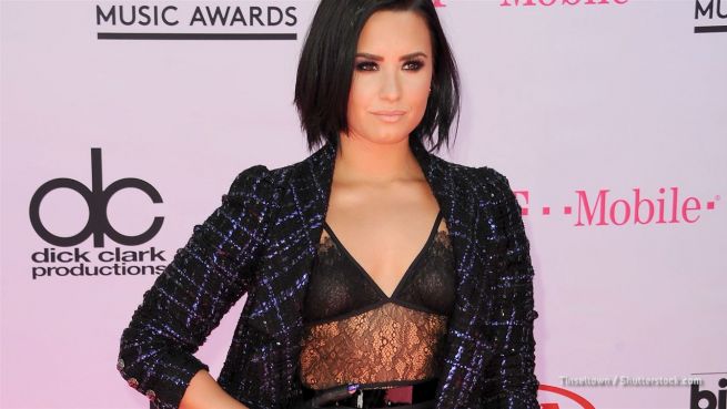 go to Kein klares Dementi: Steht Demi Lovato auf Frauen?