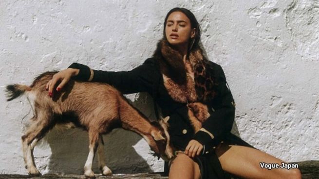 go to Kaum zu glauben: Irina Shayk wurde oft gemobbt