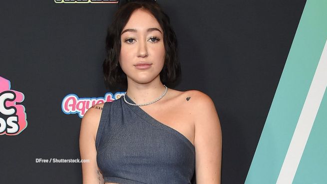 go to Kurios: Noah Cyrus verkauft ihre Tränen